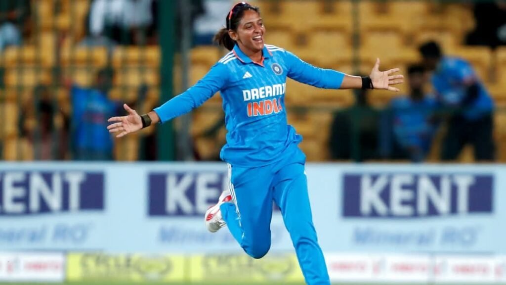 Harmanpreet Kaur Record: हरमनप्रीत कौर ने बनाया नया कीर्तिमान, भारतीय महिला क्रिकेट टीम की कप्तान बनीं सबसे बड़ी रिकॉर्ड तोड़ क्वीन