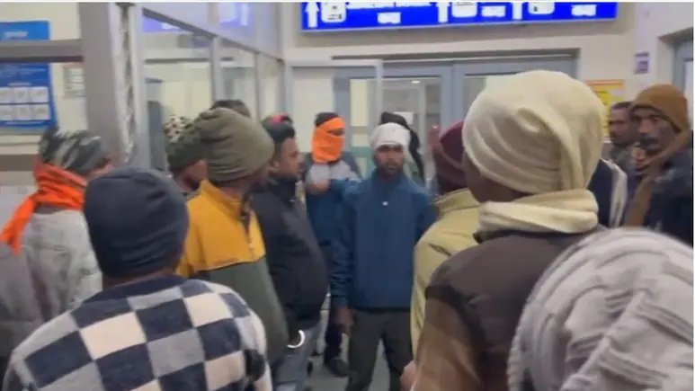 CG News: जिला अस्पताल में हंगामा… नशे में धुत परिजनों ने डॉक्टरों और स्टाफ से की मारपीट