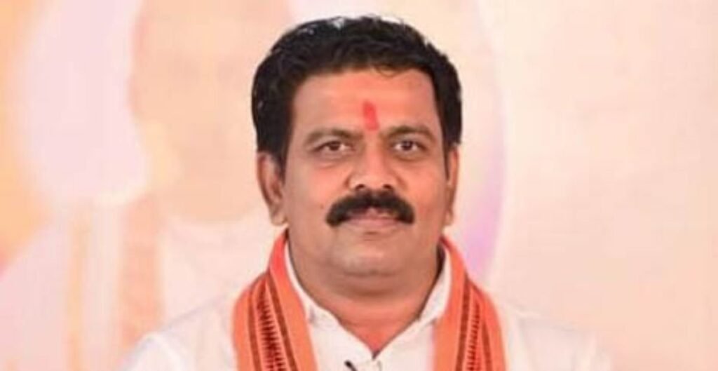 छत्तीसगढ़ में बड़ा फैसला: मंत्रियों और पुलिस अधिकारियों को गार्ड ऑफ ऑनर देने की परंपरा समाप्त छत्तीसगढ़